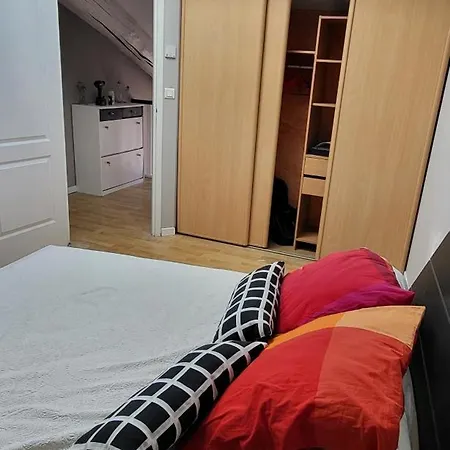 Maison 130m2, Terrasse 70 M2 Sud, 1a7 Pers, 3 Chbres Avec Tv Et Clim *