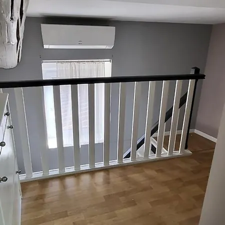 Holiday home Maison 130m2, Terrasse 70 M2 Sud, 1a7 Pers, 3 Chbres Avec Tv Et Clim *