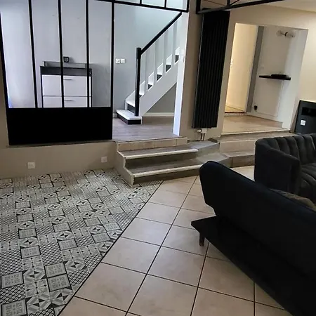 Maison 130m2, Terrasse 70 M2 Sud, 1a7 Pers, 3 Chbres Avec Tv Et Clim Holiday home *