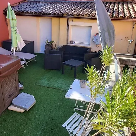 Holiday home Maison 130m2, Terrasse 70 M2 Sud, 1a7 Pers, 3 Chbres Avec Tv Et Clim